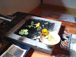 古新、店内